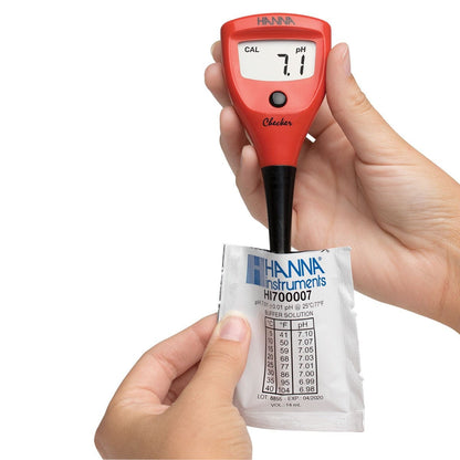 Checker pH Tester - 0.1 pH Resolution - Hanna Instruments